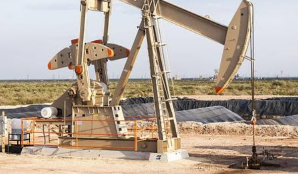 Harga Minyak Dunia Naik, Apa Penyebabnya?